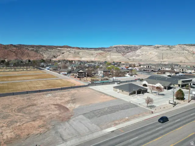 823 N Main St, Richfield, UT 84701 - #3