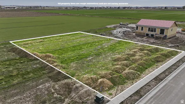 9270 N 5600 W, Elwood, UT 84337