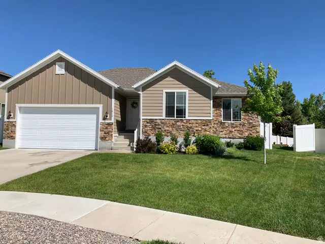 1612 E 925 S, Clearfield, UT 84015 - #1