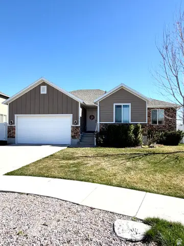 1612 E 925 S, Clearfield, UT 84015 - #2
