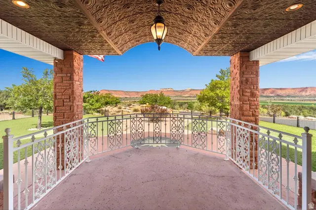 5615 E Eight Mile Gap Rd, Kanab, UT 84741 - #2