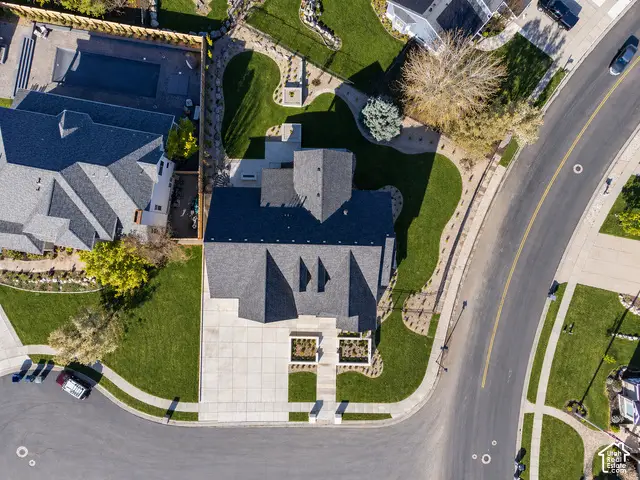 664 S Wildflower Cir, North Salt Lake, UT 84054 - #3