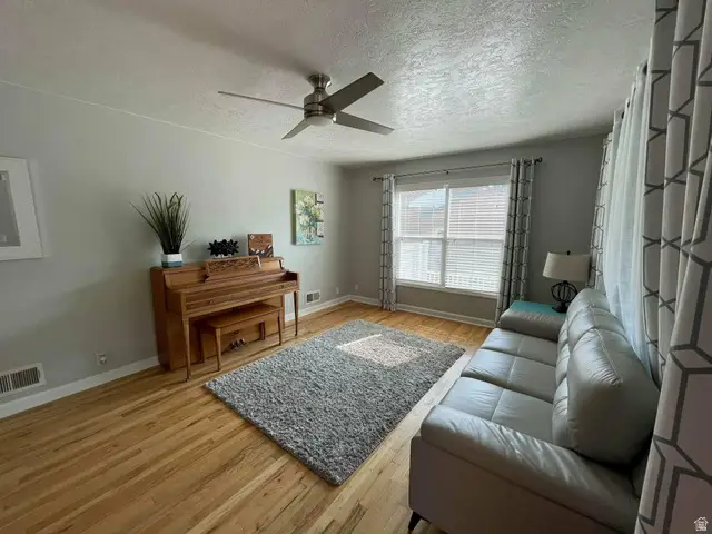 585 E 400 S, River Heights, UT 84321 - #3