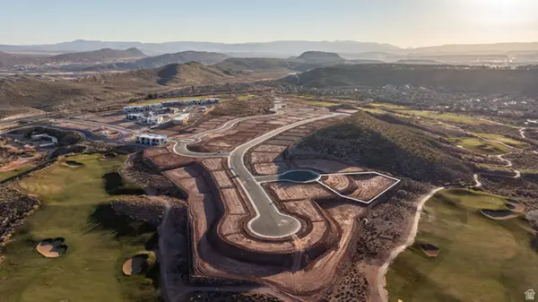 3523 E Open Cir #111, Washington, UT 84780