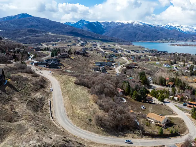 1215 S Via Monaco Dr E #1, Huntsville, UT 84317 - #3