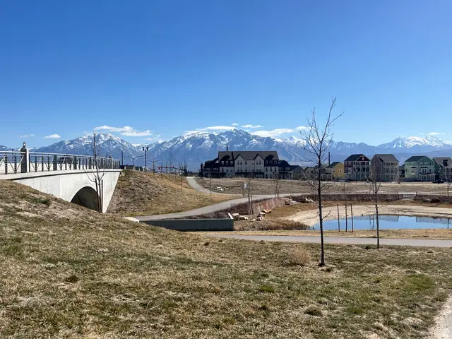 6607 W South Jordan Pkwy, South Jordan, UT 84009 - #2