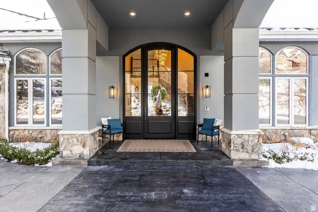 1742 E Ridge Point Dr S, Bountiful, UT 84010 - #2