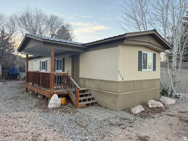 3083 S Breaker Dr #238, Garden City, UT 84028