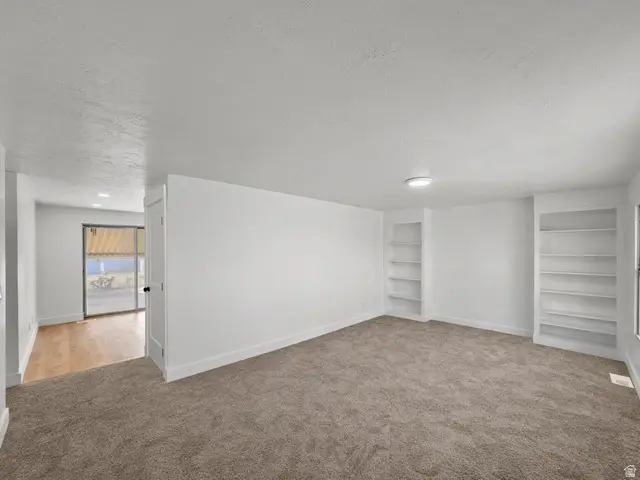 691 N 1250 W, Clearfield, UT 84015 - #2