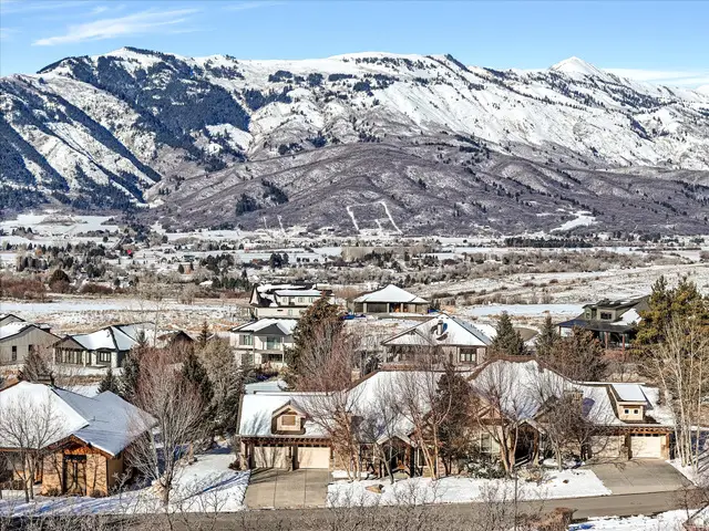 4220 E Sunrise Dr, Eden, UT 84310 - #3