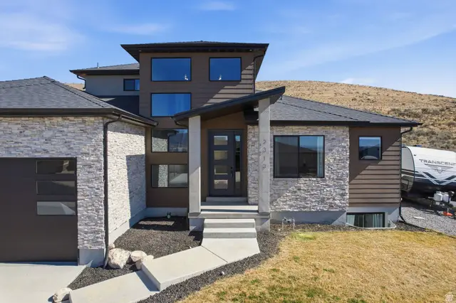 2313 E Patriot Dr, Eagle Mountain, UT 84005 - #3