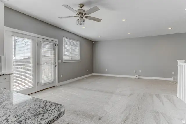 579 W 2350 N, Layton, UT 84041 - #3