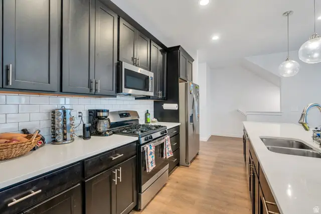 10712 S Kestrel Rise Rd, South Jordan, UT 84009 - #2