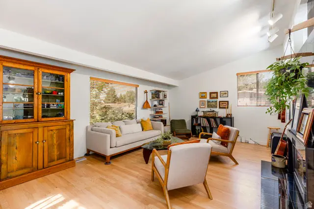 7717 S 3500 E, Cottonwood Heights, UT 84121 - #2