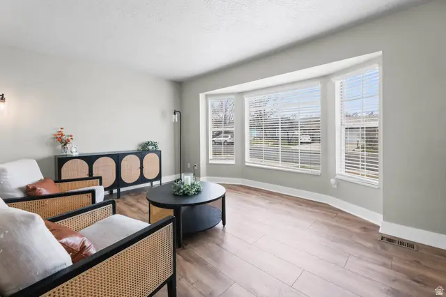 3615 S Deann Dr, West Valley City, UT 84128 - #2