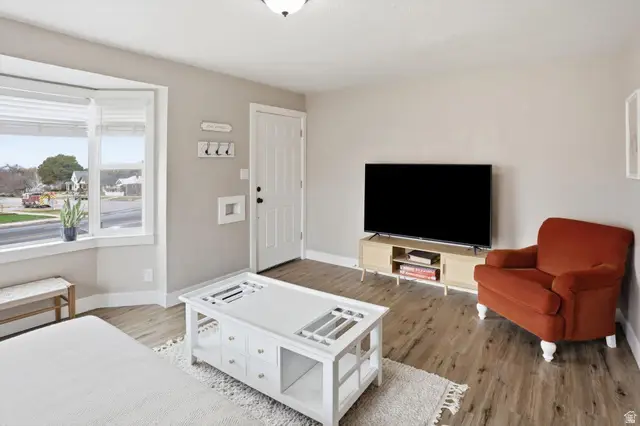 2102 S Harrison Blvd E, Ogden, UT 84401 - #3