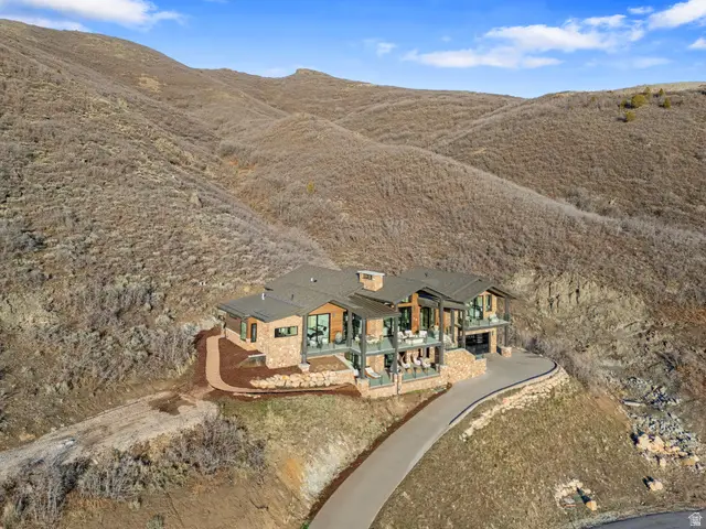 11546 N Fox Hollow Ct, Hideout, UT 84036 - #3