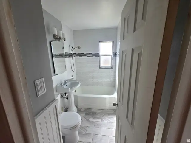 277 E 4300 S, Washington Terrace, UT 84405 - #2