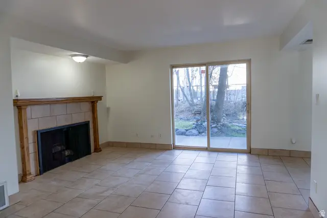 450 E Creekside Cir #B, Murray, UT 84107 - #2