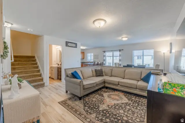 1986 N Belmont Dr, Saratoga Springs, UT 84045 - #3