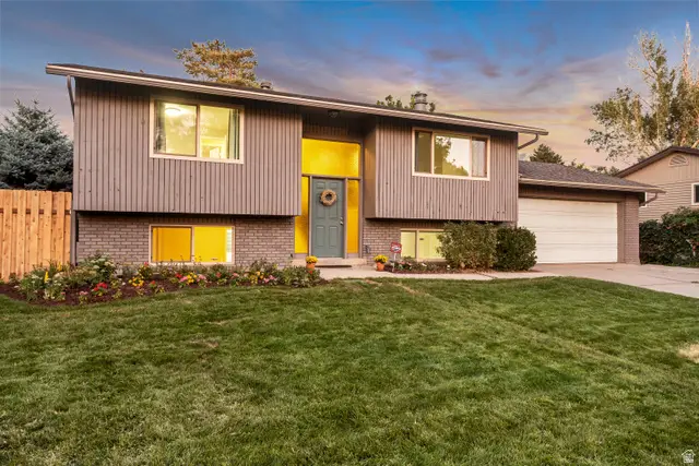 10889 S Granite Dr E, Sandy, UT 84094 - #1