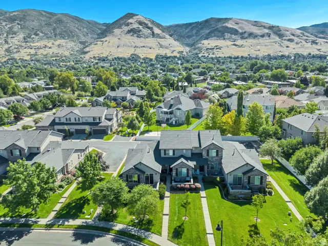 2 S 285 W, Centerville, UT 84014 - #2