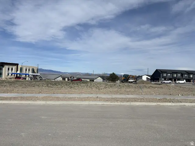 1241 E Talmage Ln E #31, Logan, UT 84341 - #3