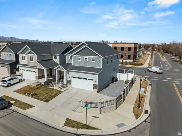 1622 W Becks Bend Ln, South Jordan, UT 84095 - #3