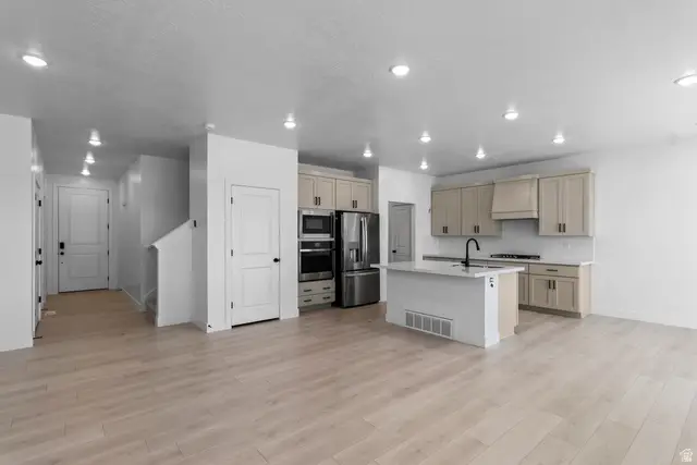 2770 W Aurora Ave, Mapleton, UT 84664 - #2