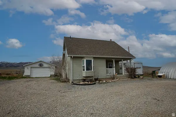 16 N Taylor Rd W, Grantsville, UT 84029