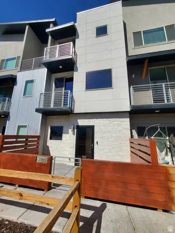 2186 N 525 W, Layton, UT 84041