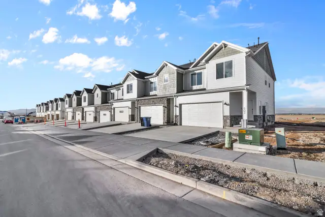 712 W 750 N #8049, Smithfield, UT 84335 - #1