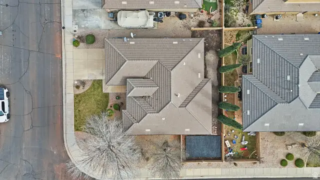 3879 London Ln, Santa Clara, UT 84765 - #3