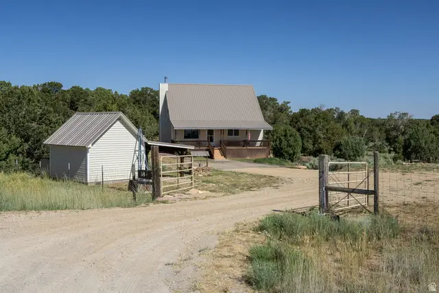 684 W Blue Mountain Ridge, Monticello, UT 84535 - #2