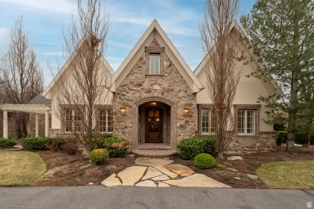 2620 E Casto Ln, Holladay, UT 84117 - #1