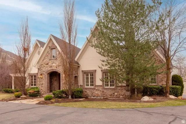 2620 E Casto Ln, Holladay, UT 84117 - #2