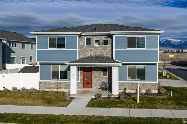 3261 S Burkhill Ln, Syracuse, UT 84075 - #1