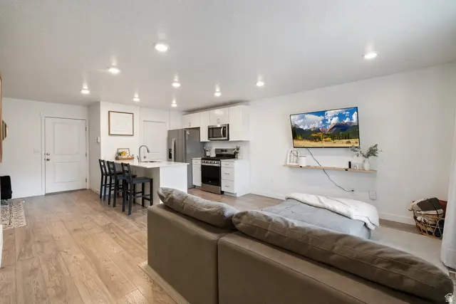 1208 W Summit Ridge Pkwy, Santaquin, UT 84655 - #3