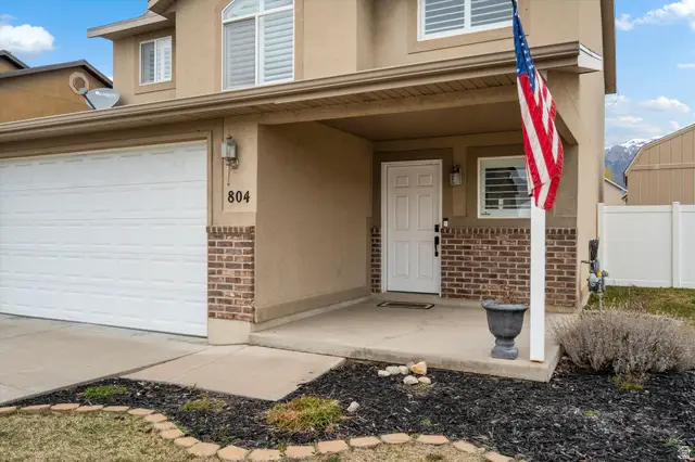 804 Willowbrook Ln, Pleasant View, UT 84404 - #3