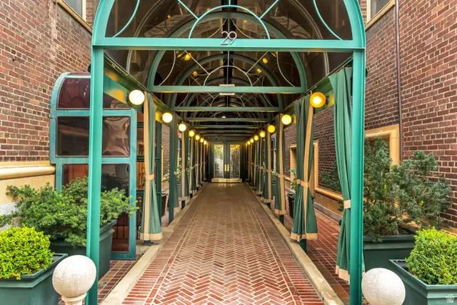 29 S State St #106, Salt Lake City, UT 84111 - #3