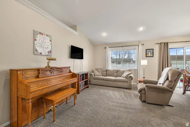 4268 Lewiston Pl, Idaho Falls, ID 83406 - #3