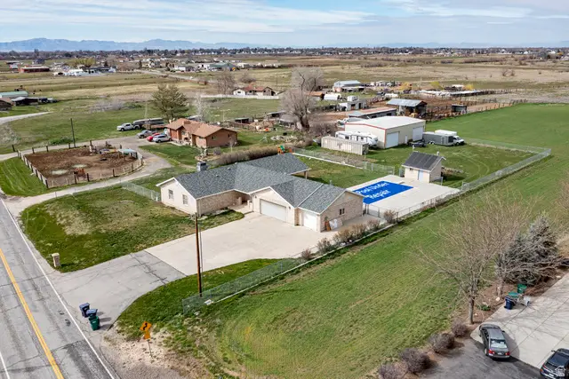 3424 W Pioneer Rd, Marriott Slaterville, UT 84404 - #3