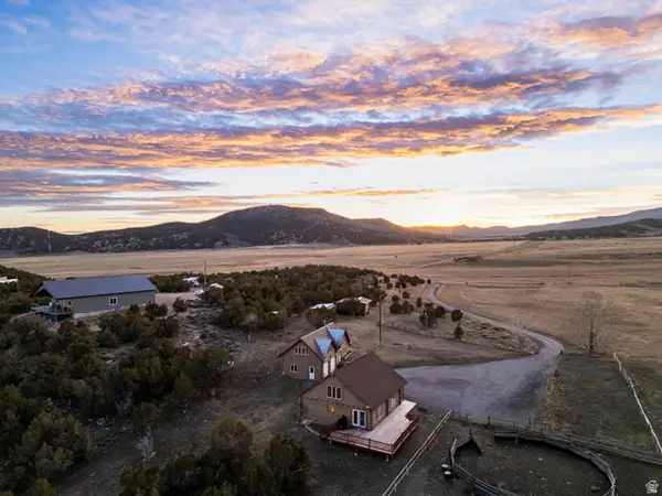 15718 N Deep Creek Rd, Lapoint, UT 84039