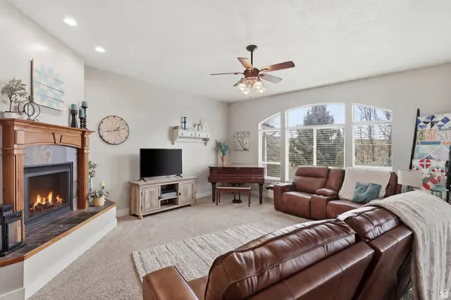 366 E 6600 S, Hyrum, UT 84319 - #1