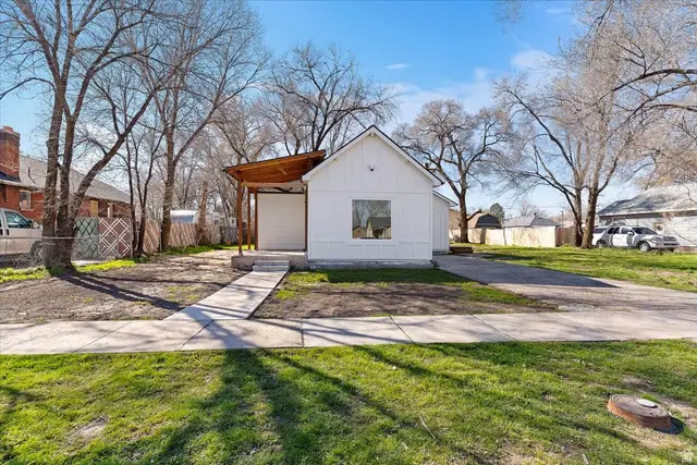 715 W Cahoon St, Ogden, UT 84401 - #2