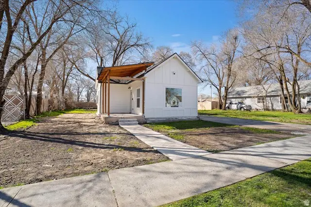 715 W Cahoon St, Ogden, UT 84401 - #3