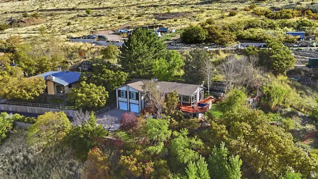 1290 Oakridge Dr, Centerville, UT 84014 - #1