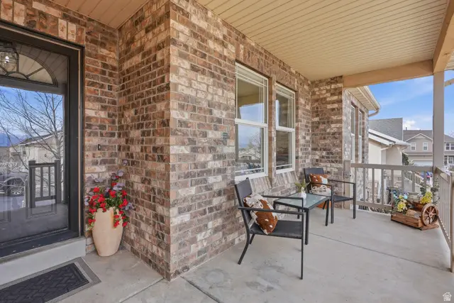 8262 S Pin Oak Dr, West Jordan, UT 84081 - #2