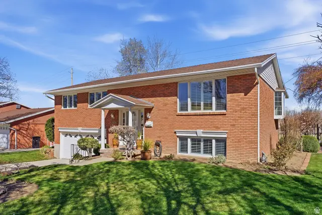 2551 E Sundown Ave, Cottonwood Heights, UT 84121 - #3