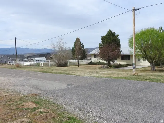 591 E 300 S, Mount Pleasant, UT 84647 - #1